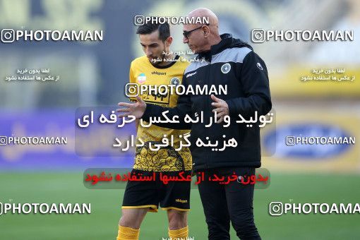 1786078, Isfahan, Iran, Iran Pro League، Persian Gulf Cup، 2021-2022 season، First Leg، Week 9، Sepahan ۱ v ۰ Sanat Naft Abadan on 2021/12/09 at Naghsh-e Jahan Stadium