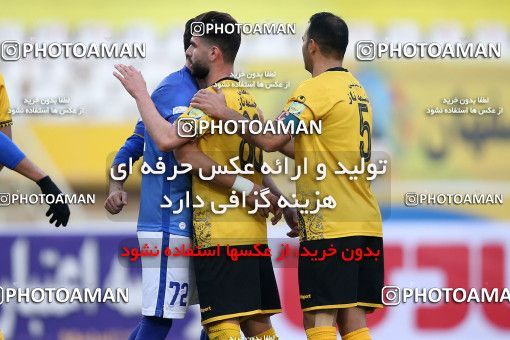 1786407, Isfahan, Iran, Iran Pro League، Persian Gulf Cup، 2021-2022 season، First Leg، Week 9، Sepahan ۱ v ۰ Sanat Naft Abadan on 2021/12/09 at Naghsh-e Jahan Stadium