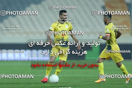 1795670, Tehran, Iran, لیگ برتر فوتبال ایران، Persian Gulf Cup، Week 15، First Leg، Persepolis 1 v 0 Fajr-e Sepasi Shiraz on 2022/01/13 at Azadi Stadium