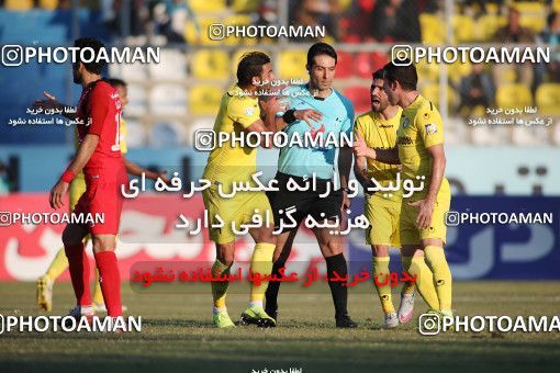 1807493, Tehran, Iran, Iran Football Pro League، Persian Gulf Cup، 2018-19 Season، Second Leg، Week 16، Pars Jonoubi Jam ۰ v ۱ Persepolis on 2019/12/19 at Takhti Stadium