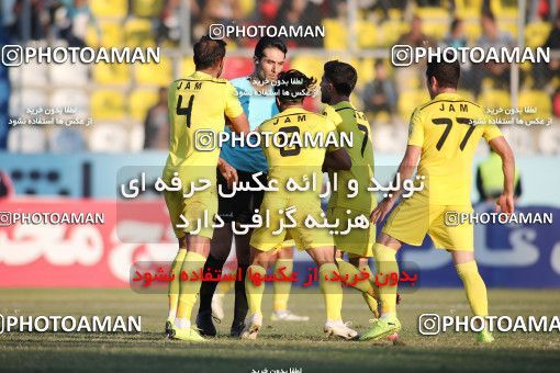 1807541, Tehran, Iran, Iran Football Pro League، Persian Gulf Cup، 2018-19 Season، Second Leg، Week 16، Pars Jonoubi Jam ۰ v ۱ Persepolis on 2019/12/19 at Takhti Stadium