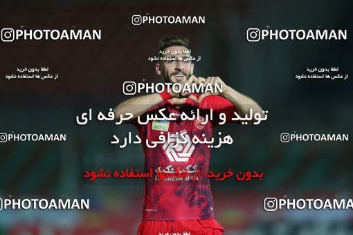 1809223, Tehran, Iran, Iran Football Pro League، Persian Gulf Cup، 2018-19 Season، Second Leg، Week 22، Paykan ۱ v 3 Persepolis on 2020/06/28 at Shahr-e Qods Stadium