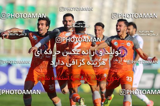 1819424, Tehran, , Iran Football Pro League، Persian Gulf Cup، 2018-19 Season، Second Leg، Week 16، Saipa 3 v ۱ Zob Ahan Esfahan on 2019/12/20 at Shahid Dastgerdi Stadium