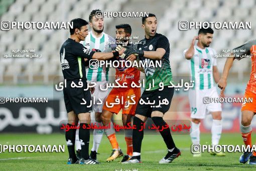 1819286, Tehran, , Iran Football Pro League، Persian Gulf Cup، 2018-19 Season، Second Leg، Week 16، Saipa 3 v ۱ Zob Ahan Esfahan on 2019/12/20 at Shahid Dastgerdi Stadium