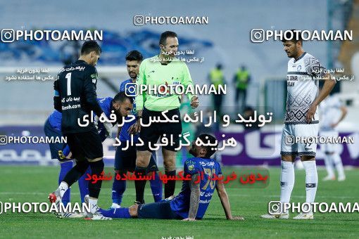 1847120, Tehran, , Iran Pro League، Persian Gulf Cup، 2021-2022 season، Second Leg، Week 21، Esteghlal 2 v ۱ Gol Gohar Sirjan on 2022/03/06 at Azadi Stadium