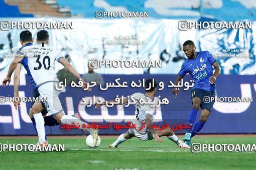 1847063, Tehran, , Iran Pro League، Persian Gulf Cup، 2021-2022 season، Second Leg، Week 21، Esteghlal 2 v ۱ Gol Gohar Sirjan on 2022/03/06 at Azadi Stadium