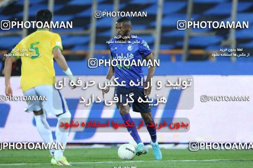 1853253, Tehran, Iran, Iran Pro League، Persian Gulf Cup، 2021-2022 season، Second Leg، Week 22، Esteghlal ۱ v ۰ Sanat Naft Abadan on 2022/03/11 at Azadi Stadium