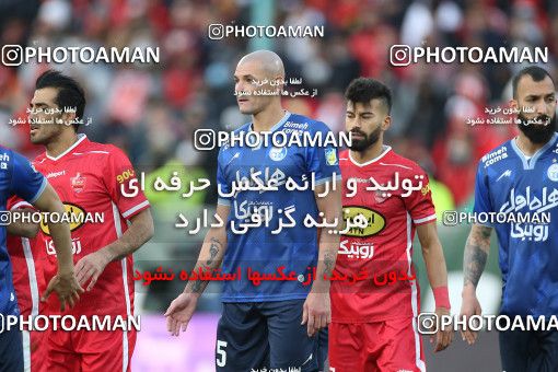 1859583, Tehran, Iran, لیگ برتر فوتبال ایران، Persian Gulf Cup، Week 23، Second Leg، Persepolis 1 v 1 Esteghlal on 2022/03/17 at Azadi Stadium