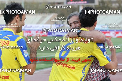 636877, Tehran, [*parameter:4*], لیگ برتر فوتبال ایران، Persian Gulf Cup، Week 4، First Leg، Naft Tehran 2 v 1 Rah Ahan on 2013/08/11 at Shahid Dastgerdi Stadium