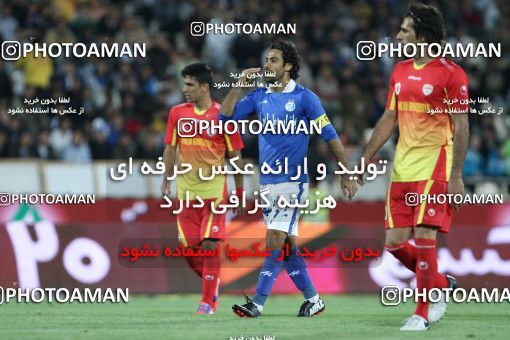 686739, Tehran, [*parameter:4*], Iran Pro League، Persian Gulf Cup، 2013-14 season، First Leg، Week 14، Esteghlal 2 v ۰ Foulad Khouzestan on 2013/10/25 at Azadi Stadium