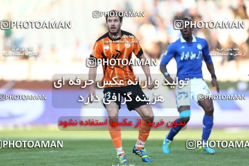 638120, Tehran, [*parameter:4*], Iran Pro League، Persian Gulf Cup، 2013-14 season، First Leg، Week 10، Esteghlal ۱ v ۱ Mes Kerman on 2013/10/29 at Azadi Stadium