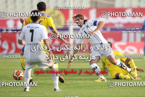 638601, Tehran, [*parameter:4*], Iran Pro League، Persian Gulf Cup، 2013-14 season، First Leg، Week 15، Naft Tehran 2 v 2 Sepahan on 2013/11/03 at Shahid Dastgerdi Stadium