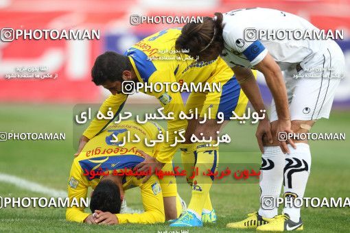 638609, Tehran, [*parameter:4*], Iran Pro League، Persian Gulf Cup، 2013-14 season، First Leg، Week 15، Naft Tehran 2 v 2 Sepahan on 2013/11/03 at Shahid Dastgerdi Stadium