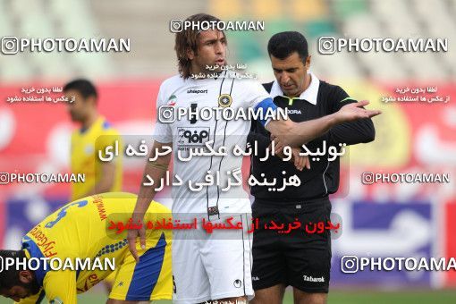 638468, Tehran, [*parameter:4*], Iran Pro League، Persian Gulf Cup، 2013-14 season، First Leg، Week 15، Naft Tehran 2 v 2 Sepahan on 2013/11/03 at Shahid Dastgerdi Stadium