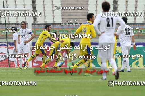 687352, Tehran, [*parameter:4*], Iran Pro League، Persian Gulf Cup، 2013-14 season، First Leg، Week 15، Naft Tehran 2 v 2 Sepahan on 2013/11/03 at Shahid Dastgerdi Stadium