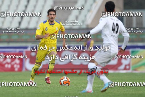 687388, Tehran, [*parameter:4*], Iran Pro League، Persian Gulf Cup، 2013-14 season، First Leg، Week 15، Naft Tehran 2 v 2 Sepahan on 2013/11/03 at Shahid Dastgerdi Stadium