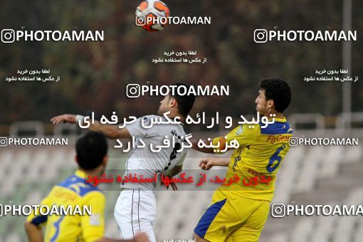 687368, Tehran, [*parameter:4*], Iran Pro League، Persian Gulf Cup، 2013-14 season، First Leg، Week 15، Naft Tehran 2 v 2 Sepahan on 2013/11/03 at Shahid Dastgerdi Stadium