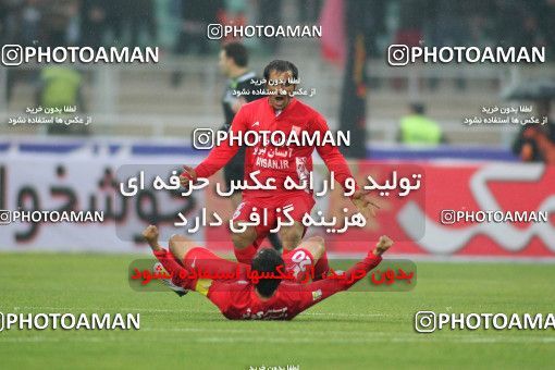 643874, Tabriz, [*parameter:4*], Iran Pro League، Persian Gulf Cup، 2013-14 season، First Leg، Week 15، Tractor S.C. ۱ v ۱ Esteghlal on 2013/11/08 at Yadegar-e Emam Stadium