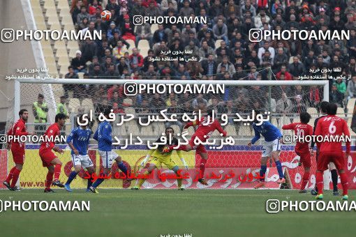 648107, Tabriz, [*parameter:4*], Iran Pro League، Persian Gulf Cup، 2013-14 season، First Leg، Week 15، Tractor S.C. ۱ v ۱ Esteghlal on 2013/11/08 at Yadegar-e Emam Stadium