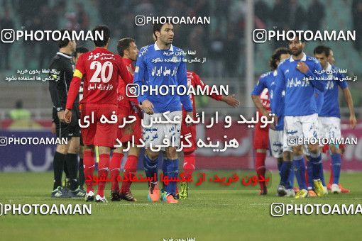 648346, Tabriz, [*parameter:4*], Iran Pro League، Persian Gulf Cup، 2013-14 season، First Leg، Week 15، Tractor S.C. ۱ v ۱ Esteghlal on 2013/11/08 at Yadegar-e Emam Stadium