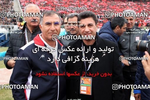 648359, Tabriz, [*parameter:4*], Iran Pro League، Persian Gulf Cup، 2013-14 season، First Leg، Week 15، Tractor S.C. ۱ v ۱ Esteghlal on 2013/11/08 at Yadegar-e Emam Stadium