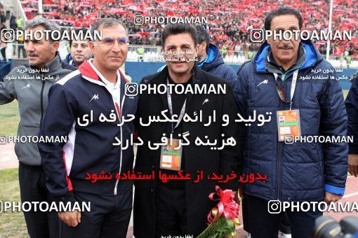 648259, Tabriz, [*parameter:4*], Iran Pro League، Persian Gulf Cup، 2013-14 season، First Leg، Week 15، Tractor S.C. ۱ v ۱ Esteghlal on 2013/11/08 at Yadegar-e Emam Stadium