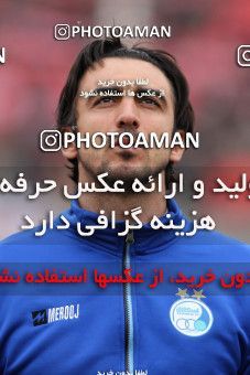 648127, Tabriz, [*parameter:4*], Iran Pro League، Persian Gulf Cup، 2013-14 season، First Leg، Week 15، Tractor S.C. ۱ v ۱ Esteghlal on 2013/11/08 at Yadegar-e Emam Stadium