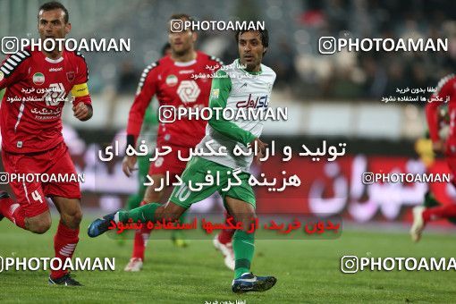 649318, Tehran, [*parameter:4*], Iran Pro League، Persian Gulf Cup، 2013-14 season، Second Leg، Week 17، Persepolis 2 v ۱ Zob Ahan Esfahan on 2013/12/06 at Azadi Stadium