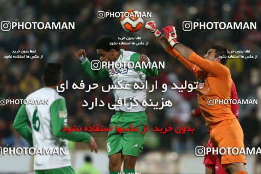 649238, Tehran, [*parameter:4*], Iran Pro League، Persian Gulf Cup، 2013-14 season، Second Leg، Week 17، Persepolis 2 v ۱ Zob Ahan Esfahan on 2013/12/06 at Azadi Stadium