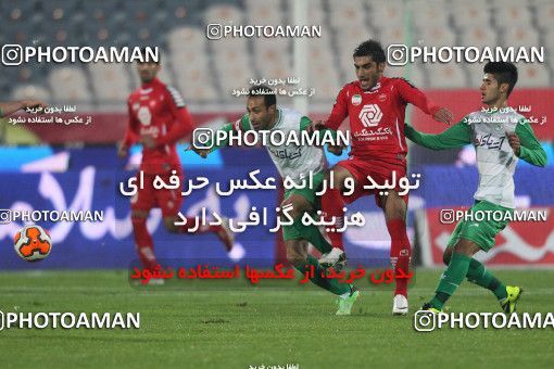 649336, Tehran, [*parameter:4*], Iran Pro League، Persian Gulf Cup، 2013-14 season، Second Leg، Week 17، Persepolis 2 v ۱ Zob Ahan Esfahan on 2013/12/06 at Azadi Stadium