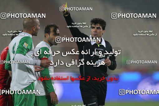 649596, Tehran, [*parameter:4*], Iran Pro League، Persian Gulf Cup، 2013-14 season، Second Leg، Week 17، Persepolis 2 v ۱ Zob Ahan Esfahan on 2013/12/06 at Azadi Stadium