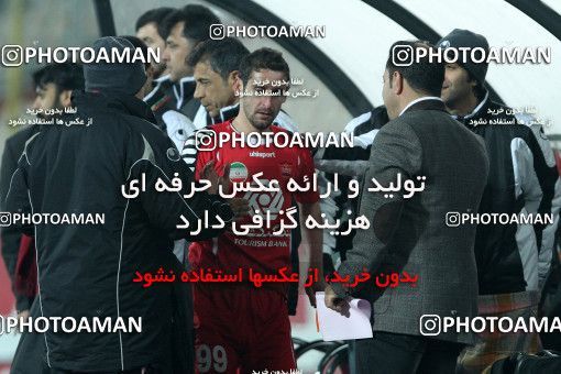 649867, Tehran, [*parameter:4*], لیگ برتر فوتبال ایران، Persian Gulf Cup، Week 17، Second Leg، Persepolis 2 v 1 Zob Ahan Esfahan on 2013/12/06 at Azadi Stadium