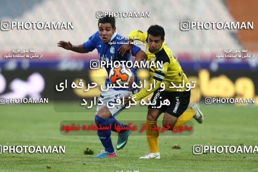 652282, Tehran, [*parameter:4*], Iran Pro League، Persian Gulf Cup، 2013-14 season، Second Leg، Week 18، Esteghlal ۱ v ۰ Fajr-e Sepasi Shiraz on 2013/12/14 at Azadi Stadium