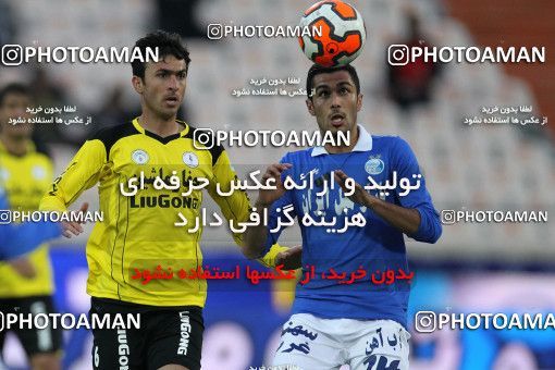 652488, Tehran, [*parameter:4*], Iran Pro League، Persian Gulf Cup، 2013-14 season، Second Leg، Week 18، Esteghlal ۱ v ۰ Fajr-e Sepasi Shiraz on 2013/12/14 at Azadi Stadium