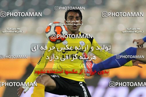 652605, Tehran, [*parameter:4*], لیگ برتر فوتبال ایران، Persian Gulf Cup، Week 18، Second Leg، Esteghlal 1 v 0 Fajr-e Sepasi Shiraz on 2013/12/14 at Azadi Stadium