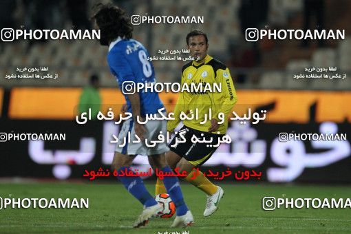 652642, Tehran, [*parameter:4*], Iran Pro League، Persian Gulf Cup، 2013-14 season، Second Leg، Week 18، Esteghlal ۱ v ۰ Fajr-e Sepasi Shiraz on 2013/12/14 at Azadi Stadium