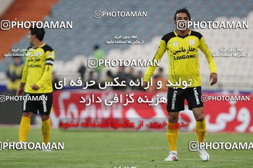 652952, Tehran, [*parameter:4*], لیگ برتر فوتبال ایران، Persian Gulf Cup، Week 18، Second Leg، Esteghlal 1 v 0 Fajr-e Sepasi Shiraz on 2013/12/14 at Azadi Stadium