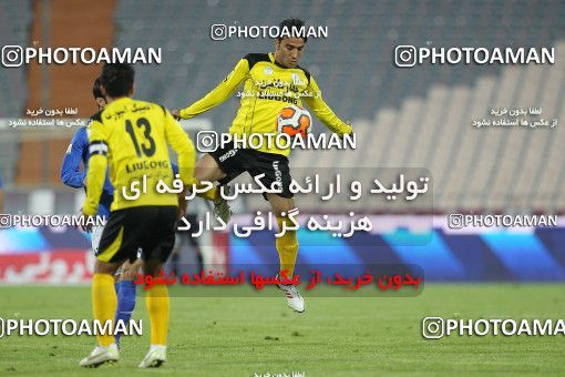 652860, Tehran, [*parameter:4*], Iran Pro League، Persian Gulf Cup، 2013-14 season، Second Leg، Week 18، Esteghlal ۱ v ۰ Fajr-e Sepasi Shiraz on 2013/12/14 at Azadi Stadium