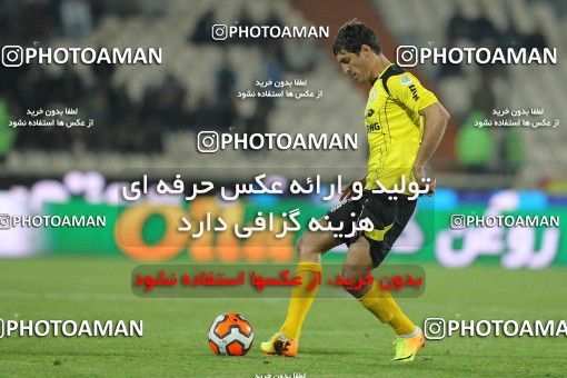 652859, Tehran, [*parameter:4*], لیگ برتر فوتبال ایران، Persian Gulf Cup، Week 18، Second Leg، Esteghlal 1 v 0 Fajr-e Sepasi Shiraz on 2013/12/14 at Azadi Stadium