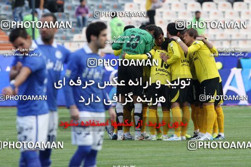 652723, Tehran, [*parameter:4*], Iran Pro League، Persian Gulf Cup، 2013-14 season، Second Leg، Week 18، Esteghlal ۱ v ۰ Fajr-e Sepasi Shiraz on 2013/12/14 at Azadi Stadium