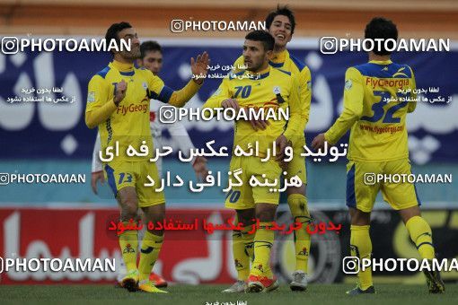 654577, Tehran, [*parameter:4*], Iran Pro League، Persian Gulf Cup، 2013-14 season، Second Leg، Week 19، Rah Ahan ۱ v 3 Naft Tehran on 2013/12/20 at Ekbatan Stadium