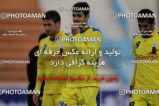 654414, Tehran, [*parameter:4*], Iran Pro League، Persian Gulf Cup، 2013-14 season، Second Leg، Week 19، Rah Ahan ۱ v 3 Naft Tehran on 2013/12/20 at Ekbatan Stadium