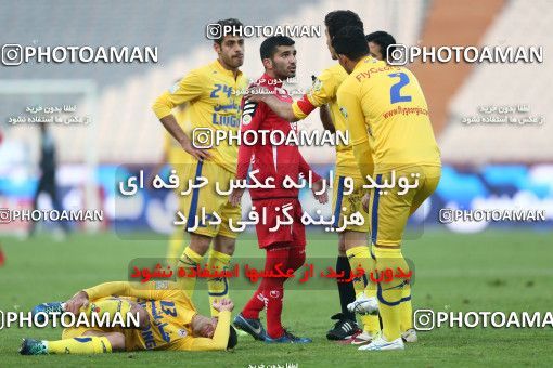 655975, Tehran, [*parameter:4*], Iran Pro League، Persian Gulf Cup، 2013-14 season، Second Leg، Week 21، Persepolis ۰ v ۰ Naft Tehran on 2014/01/03 at Azadi Stadium