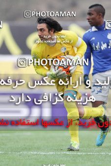 656595, Tehran, [*parameter:4*], Iran Pro League، Persian Gulf Cup، 2013-14 season، Second Leg، Week 21، Rah Ahan ۰ v ۱ Esteghlal on 2014/01/04 at Takhti Stadium