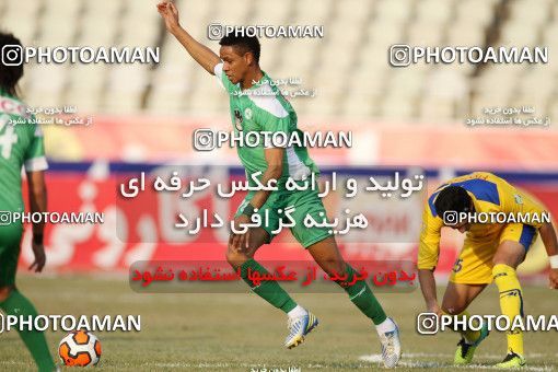 656807, Tehran, [*parameter:4*], Iran Pro League، Persian Gulf Cup، 2013-14 season، Second Leg، Week 22، Naft Tehran ۰ v ۱ Zob Ahan Esfahan on 2014/01/09 at Shahid Dastgerdi Stadium