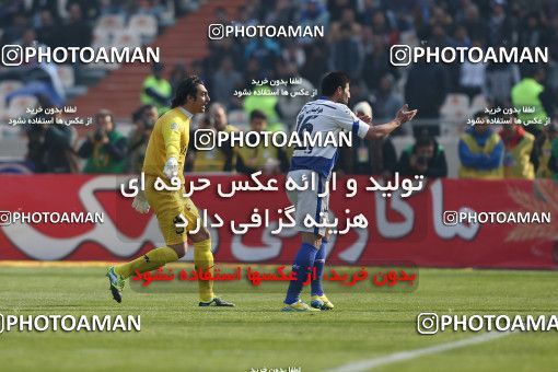 657791, Tehran, [*parameter:4*], Iran Pro League، Persian Gulf Cup، 2013-14 season، Second Leg، Week 23، Persepolis ۰ v ۰ Esteghlal on 2014/01/17 at Azadi Stadium