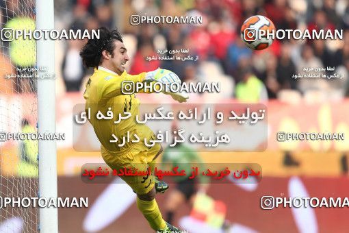 657754, Tehran, [*parameter:4*], Iran Pro League، Persian Gulf Cup، 2013-14 season، Second Leg، Week 23، Persepolis ۰ v ۰ Esteghlal on 2014/01/17 at Azadi Stadium