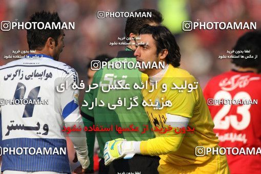 657864, Tehran, [*parameter:4*], Iran Pro League، Persian Gulf Cup، 2013-14 season، Second Leg، Week 23، Persepolis ۰ v ۰ Esteghlal on 2014/01/17 at Azadi Stadium