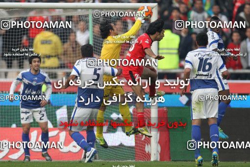 658074, Tehran, [*parameter:4*], Iran Pro League، Persian Gulf Cup، 2013-14 season، Second Leg، Week 23، Persepolis ۰ v ۰ Esteghlal on 2014/01/17 at Azadi Stadium