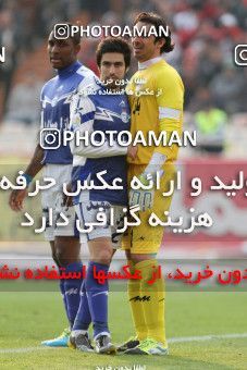 658305, Tehran, [*parameter:4*], Iran Pro League، Persian Gulf Cup، 2013-14 season، Second Leg، Week 23، Persepolis ۰ v ۰ Esteghlal on 2014/01/17 at Azadi Stadium